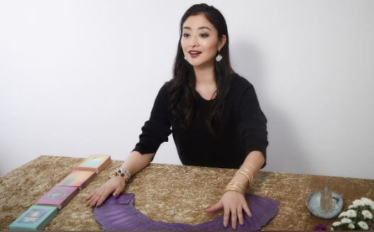 中目黒の当たる占い師 Lavee Hitomi(ラヴィーヒトミ)先生の画像