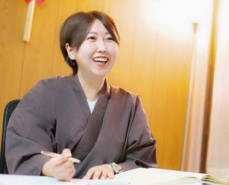 「琉理・琉華の霊感・霊視占い」の占い師・琉華先生の画像