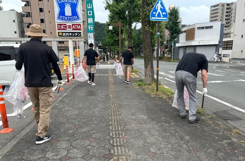 RisingGroup合同会社による山口駅周辺の清掃ボランティア活動（道の日｜SDGs地域貢献）