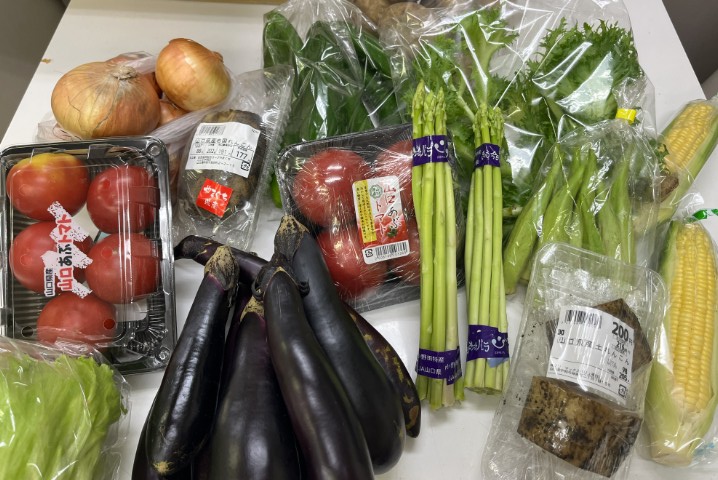 RisingGroup合同会社の取り組み 第1回 野菜を食べる習慣づくりデーで従業員に無償提供した新鮮な国産野菜
