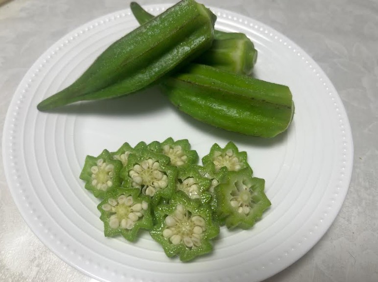 RisingGroup合同会社の取り組み 第3回 野菜を食べる習慣づくりデーで提供した国産野菜のオクラ